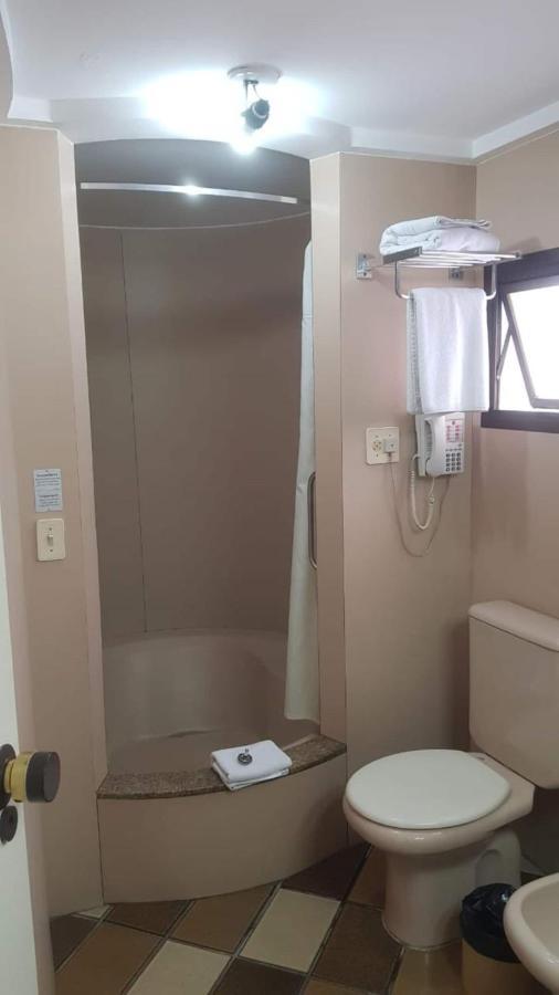 Paulista Wall Street Flat 03