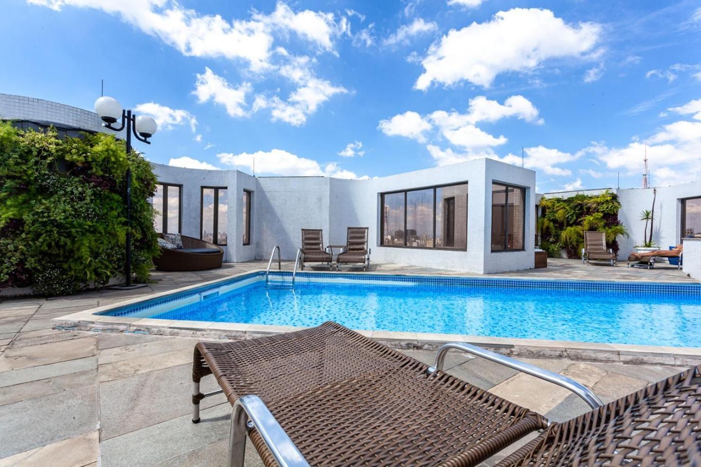 Paulista Wall Street Flat 03